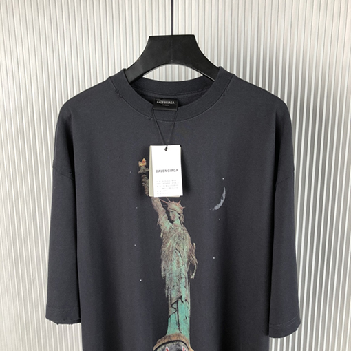 バレンシアガスーパーコピー  新しい半袖Tシャツ