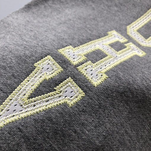 ジバンシイ 刺繍ショートパンツ