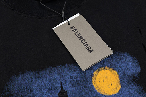 バレンシアガ エッフェル塔水洗いクルーネック半袖Tシャツ