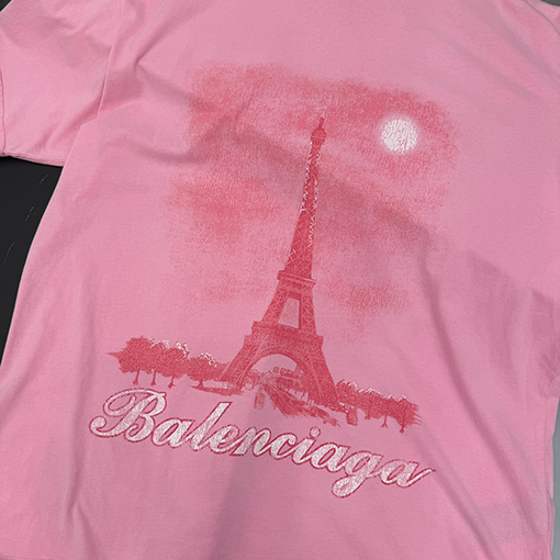 バレンシアガ 新しい鉄塔半袖Tシャツ