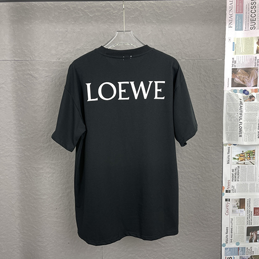 ロエベコピー 職人技天地展示会シリーズ工具皮袋半袖Tシャツ