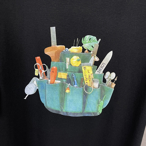 ロエベコピー 職人技天地展示会シリーズ工具皮袋半袖Tシャツ