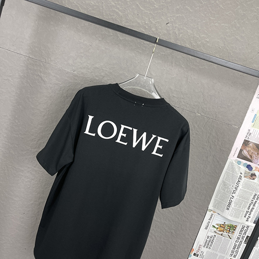 ロエベコピー 職人技天地展示会シリーズ工具皮袋半袖Tシャツ