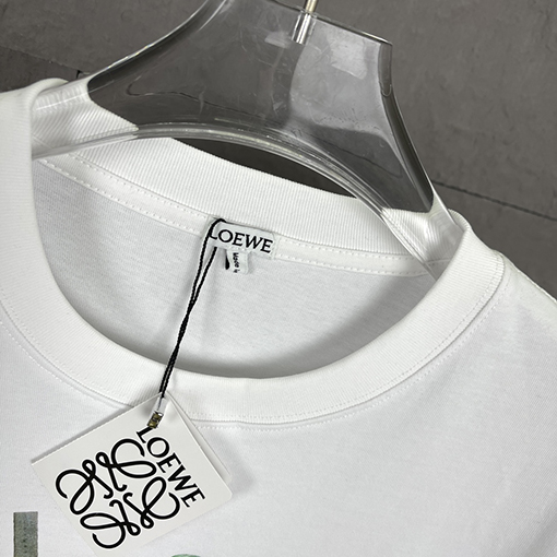 ロエベコピー 職人技天地展示会シリーズ工具皮袋半袖Tシャツ