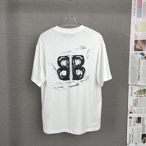 バレンシアガ クラシックプリントロゴ半袖Tシャツ
