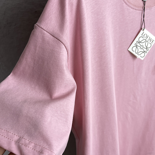 ロエベ 胸の立体刺繍半袖Tシャツ