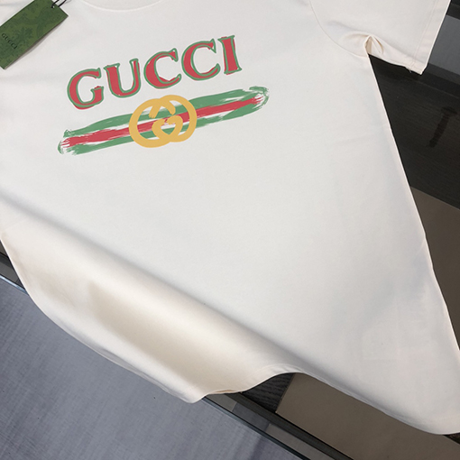 グッチスーパーコピー ロゴパターンプリントカップル半袖Tシャツ