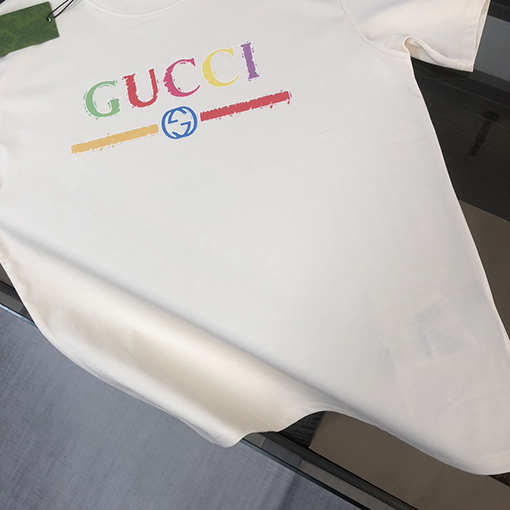 グッチ  カラーロゴパターンプリント半袖Tシャツ