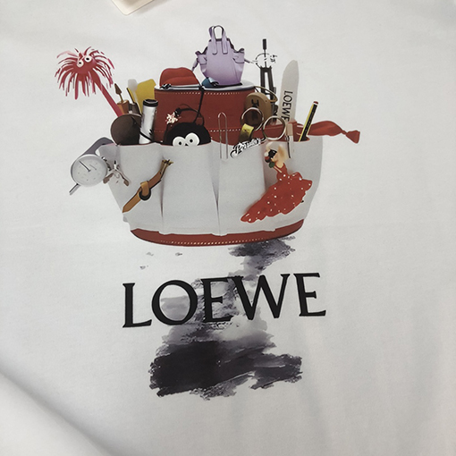 ロエベ シンプルでかっこいい半袖Tシャツ