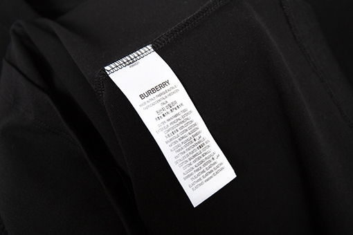 フェンディコピー ファッションクルーネック半袖Tシャツ