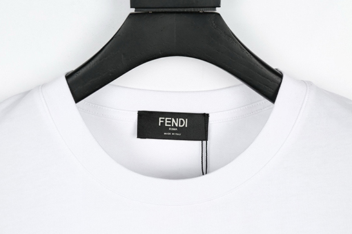 フェンディ ファッションクルーネック半袖Tシャツ