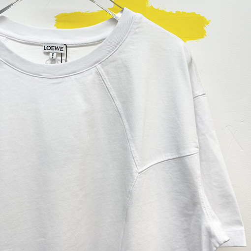 ロエベ 幾何学的なラインデザインルーズラウンドネック半袖Tシャツ