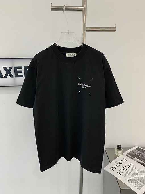 マルタンマルジェラ  新しい四隅の後ろ がプリントされた半袖Tシャツ