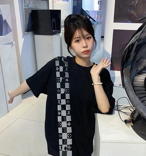 ルイヴィトン  スチールプリントバックロゴプリント半袖Tシャツ