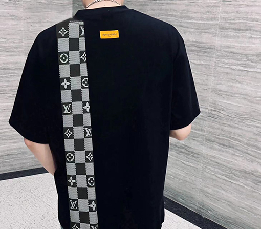 ルイヴィトン  スチールプリントバックロゴプリント半袖Tシャツ
