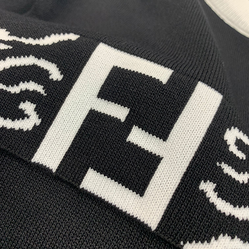 フェンディ チャームレターパターンジャカード花柄フルプリントニット半袖Tシャツ