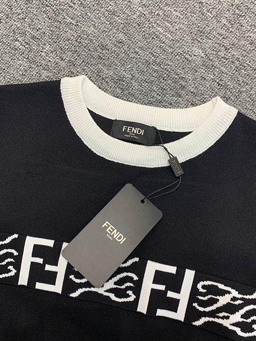 フェンディ チャームレターパターンジャカード花柄フルプリントニット半袖Tシャツ