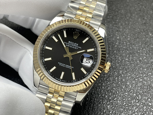 ロレックス時計 スーパーコピー Cal.3235自動巻きムーブメント 18K