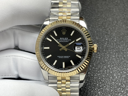 ロレックス時計 スーパーコピー Cal.3235自動巻きムーブメント 18K