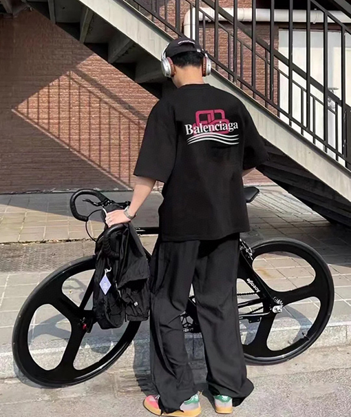 バレンシアガコピー ピンクのダブルBロックウェーブ前後プリント半袖Tシャツ