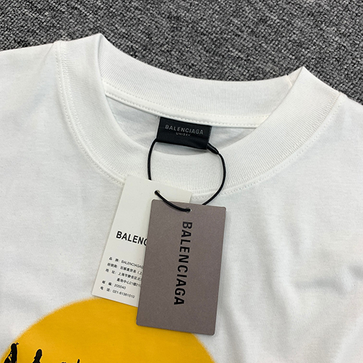 バレンシアガ アニメキャラクター落書きアルファベット半袖Tシャツ