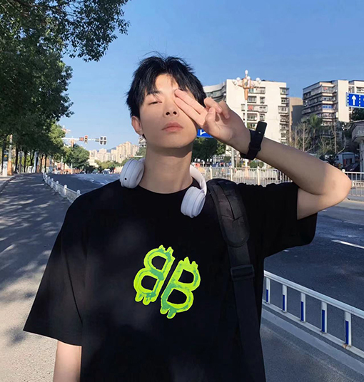 バレンシアガ グリーンダブルBロック前後プリント半袖Tシャツ