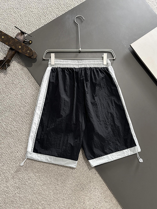 グッチ  暗いグリッド連フード日焼け止めセット