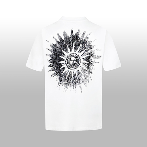 アミリ 胸に大きなロゴロゴ背中に立体的な大きなプリントTシャツ