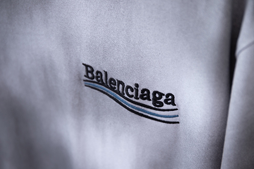 バレンシアガ 新しいクラシックコーラアルファベットロゴパターン刺繍半袖Tシャツ