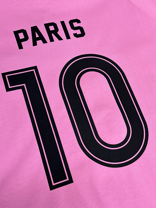 バレンシアガスーパーコピー マンチェスター・ユナイテッドのコラボレーションNo.10サッカー半袖Tシャツ
