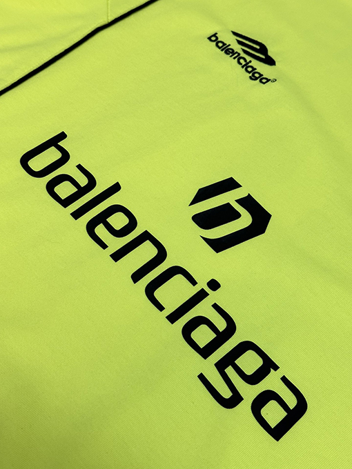 バレンシアガスーパーコピー マンチェスター・ユナイテッドのコラボレーションNo.10サッカー半袖Tシャツ
