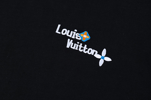 ルイヴィトン アルファベットの花の刺繍半袖Tシャツ