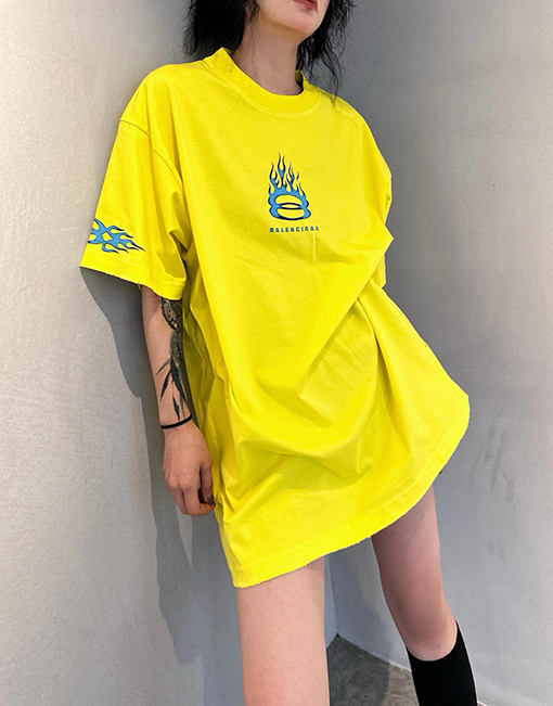 バレンシアガ 炎のダブルリング半袖Tシャツ