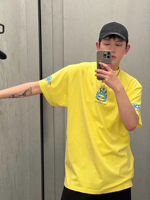 バレンシアガ 炎のダブルリング半袖Tシャツ