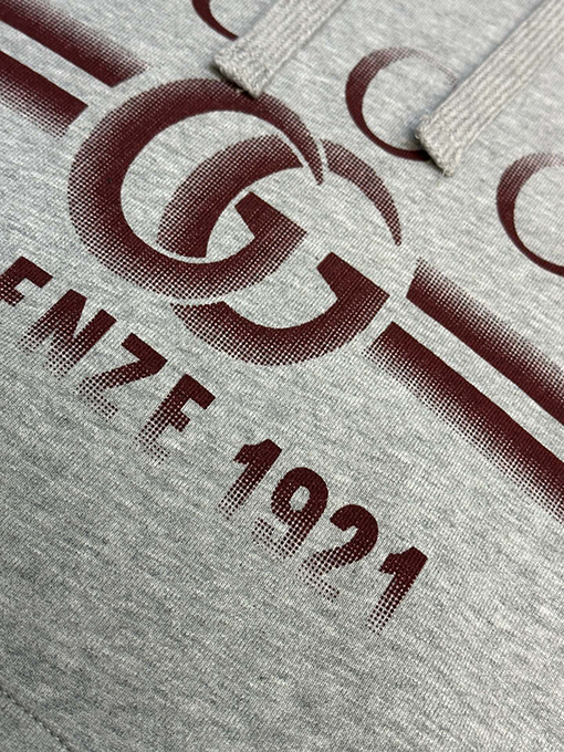 グッチスーパーコピー   ダブルGレッドペイントパーカー