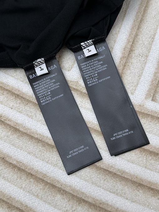 バレンシアガ アクティブウェアシルエット半袖Tシャツ