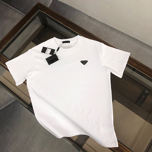 プラダスーパーコピー 新しいファッションラウンドネック半袖Tシャツ