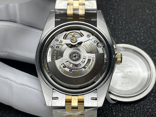 ロレックス時計 スーパーコピー Cal.3235自動巻きムーブメント 18K