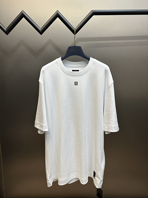 フェンディコピー メタリックFマーク半袖Tシャツ