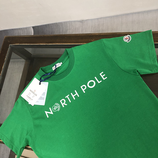 モンクレールコピー 新しいファッションラウンドネック半袖Tシャツ
