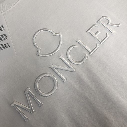 モンクレール 刺繍ロゴデザイン半袖Tシャツ