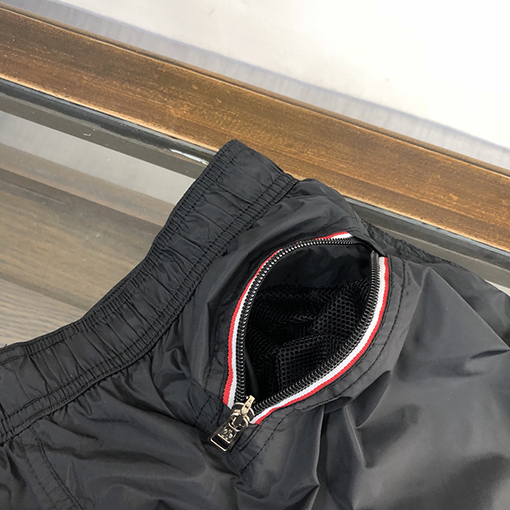 モンクレールコピー  新しいファッションビーチパンツ
