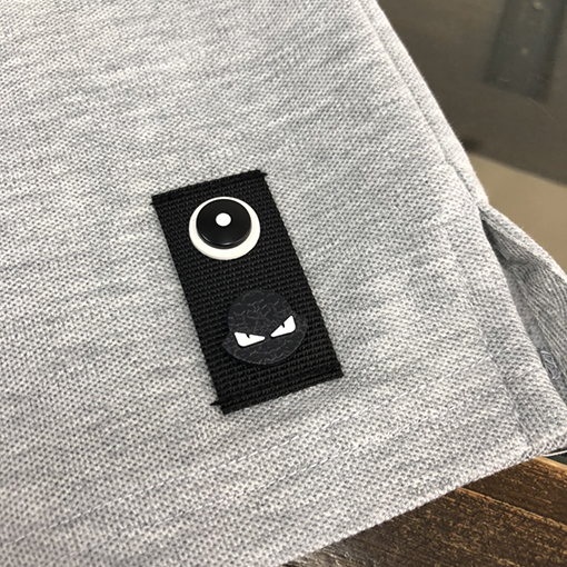 フェンディ 胸のクラシック刺繍柄半袖ラペルポロシャツ