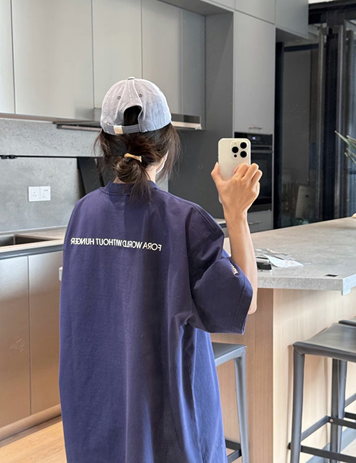 バレンシアガ  新しい世界の食糧半袖Tシャツ