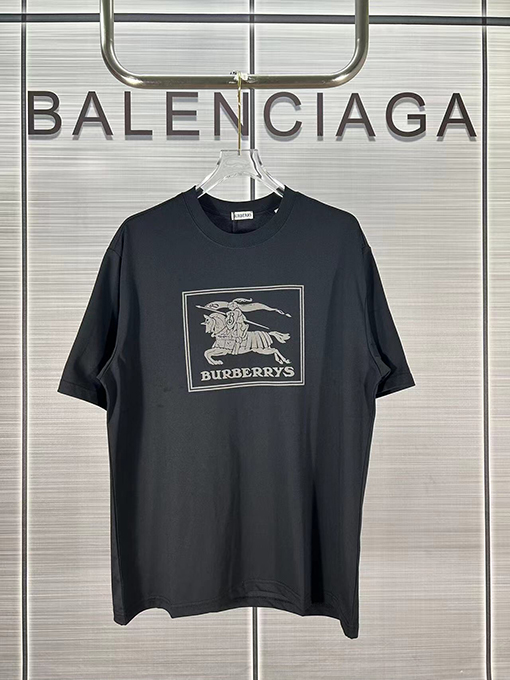 バーバリースーパーコピー 乗馬騎士軍馬ロゴスエードフォームプリント半袖Tシャツ
