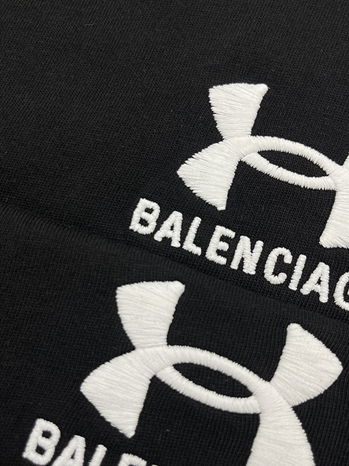 バレンシアガ アンダーアーマーコラボ刺繍半袖Tシャツ
