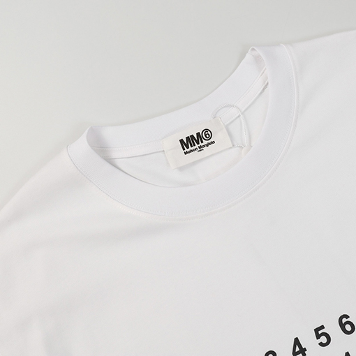 マルタンマルジェラ フロントロゴアルファベットプリント半袖Tシャツ