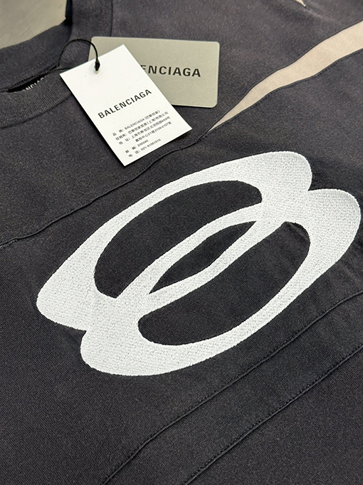 バレンシアガ ダブルリング廃土風パッチワーク半袖Tシャツ
