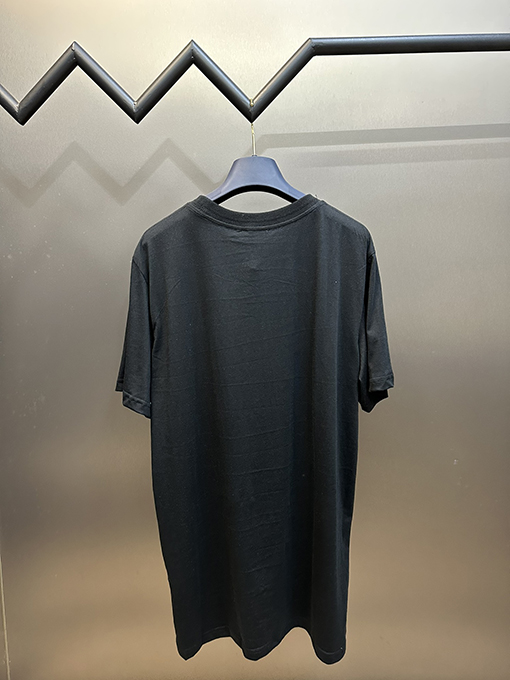 ディオール   胸のロゴ刺繍ラウンドネック半袖Tシャツ