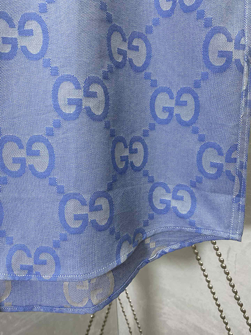 グッチ  新しい フルアルファベットプリント半袖シャツ